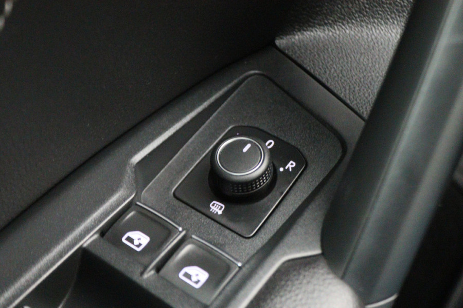 Volkswagen Tiguan 1.4 TSI eHybrid R-Line Business+ IQ-Light, Virtual Cockpit, ACC, Winterpakket, Apple Carplay, PDC, 20''