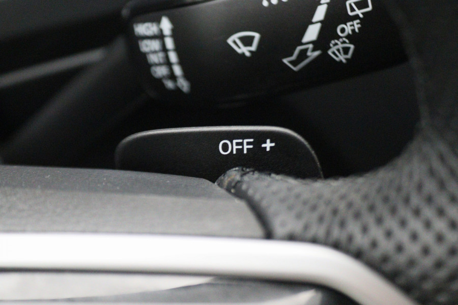 Volkswagen Tiguan 1.4 TSI eHybrid R-Line Business+ IQ-Light, Virtual Cockpit, ACC, Winterpakket, Apple Carplay, PDC, 20''