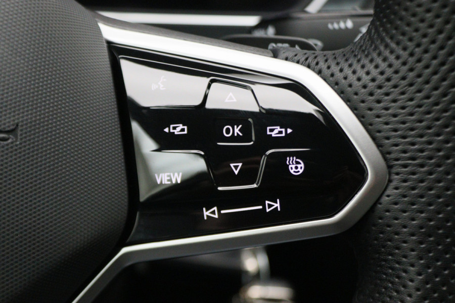 Volkswagen Tiguan 1.4 TSI eHybrid R-Line Business+ IQ-Light, Virtual Cockpit, ACC, Winterpakket, Apple Carplay, PDC, 20''