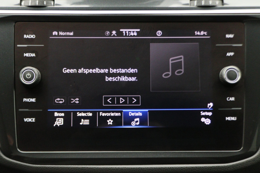Volkswagen Tiguan 1.4 TSI eHybrid R-Line Business+ IQ-Light, Virtual Cockpit, ACC, Winterpakket, Apple Carplay, PDC, 20''