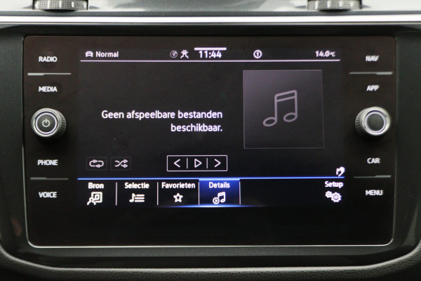 Volkswagen Tiguan 1.4 TSI eHybrid R-Line Business+ IQ-Light, Virtual Cockpit, ACC, Winterpakket, Apple Carplay, PDC, 20''