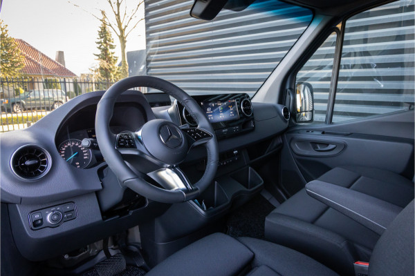 Mercedes-Benz eSprinter 320 L2 Pro 81kWh -LED-