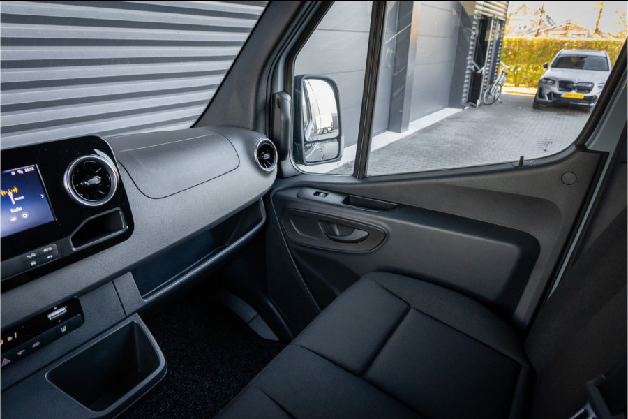 Mercedes-Benz eSprinter 320 L2 Pro 81kWh -LED-
