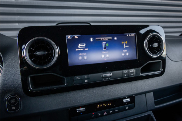 Mercedes-Benz eSprinter 320 L2 Pro 81kWh -LED-