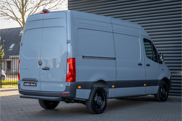 Mercedes-Benz eSprinter 320 L2 Pro 81kWh -LED-