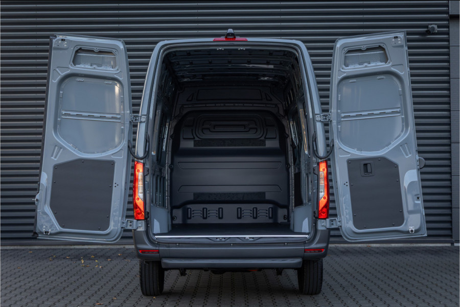 Mercedes-Benz eSprinter 320 L2 Pro 81kWh -LED-