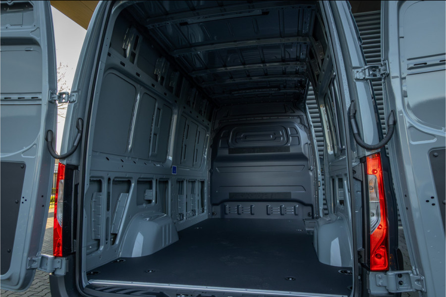 Mercedes-Benz eSprinter 320 L2 Pro 81kWh -LED-