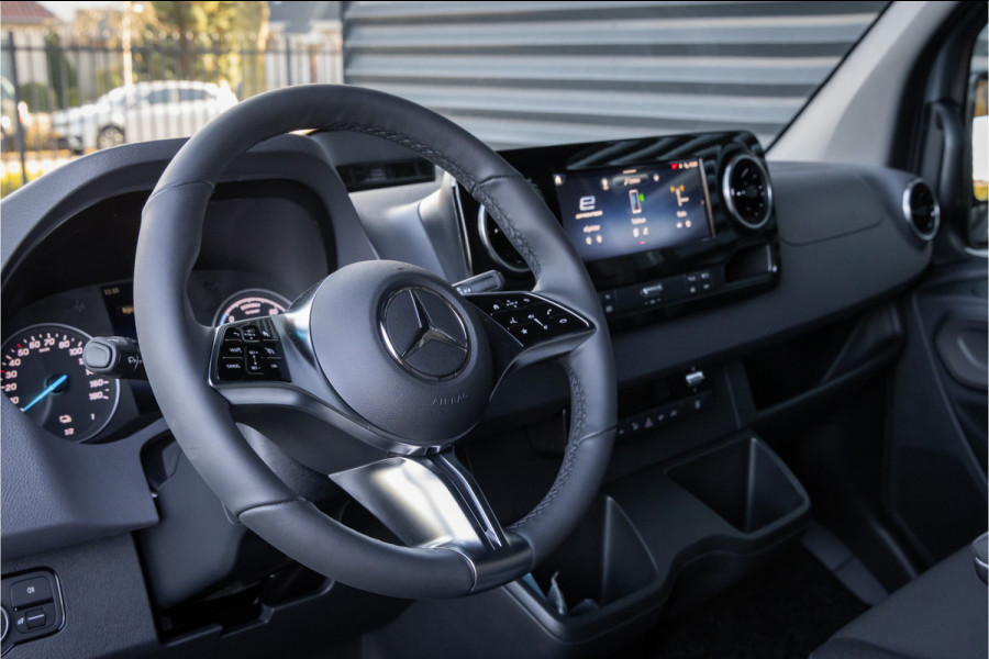 Mercedes-Benz eSprinter 320 L2 Pro 81kWh -LED-