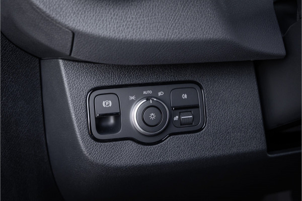 Mercedes-Benz eSprinter 320 L2 Pro 81kWh -LED-