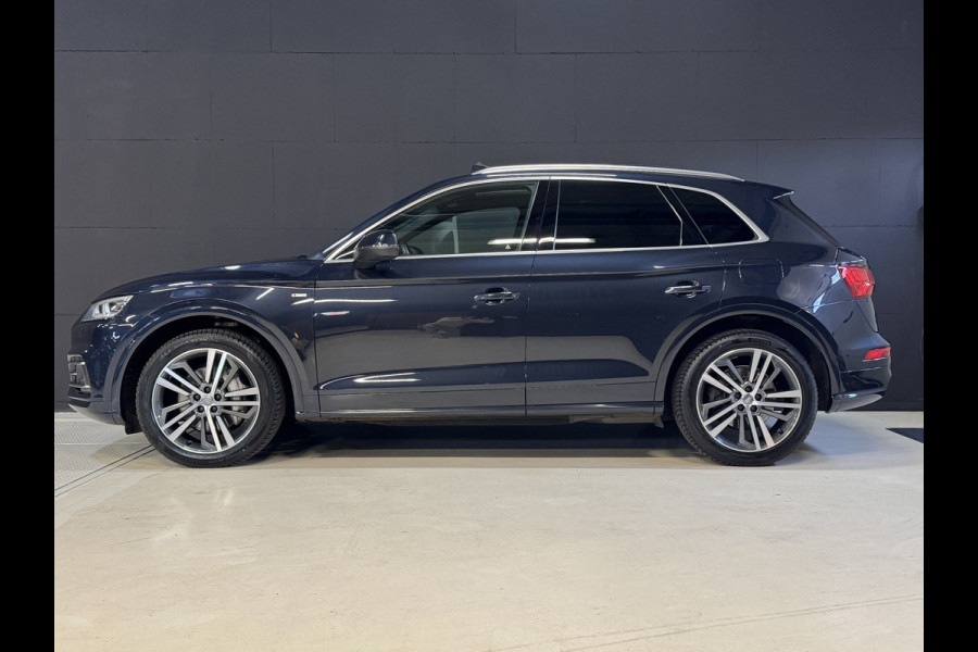 Audi Q5 55 TFSI e quattro Competition | 2x S-Line | Panoramadak | Wegkl. trekhaak | Ambianceverlichting | Adaptive cruise | Carplay | Camera