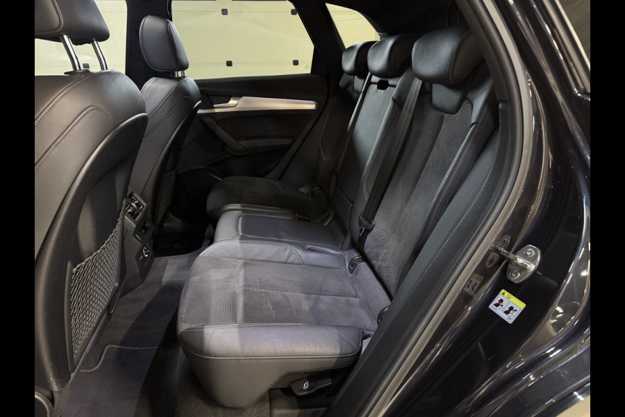 Audi Q5 55 TFSI e quattro Competition | 2x S-Line | Panoramadak | Wegkl. trekhaak | Ambianceverlichting | Adaptive cruise | Carplay | Camera