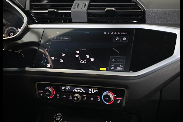 Audi Q3 45 TFSI e S Line Competition / SONOS / Memory / Camera / Lane Assist / Open Panoramadak / Led / Pdc / 21 Inch