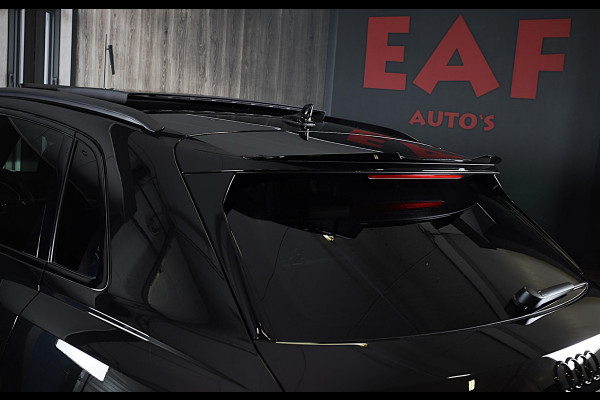Audi Q3 45 TFSI e S Line Competition / SONOS / Memory / Camera / Lane Assist / Open Panoramadak / Led / Pdc / 21 Inch