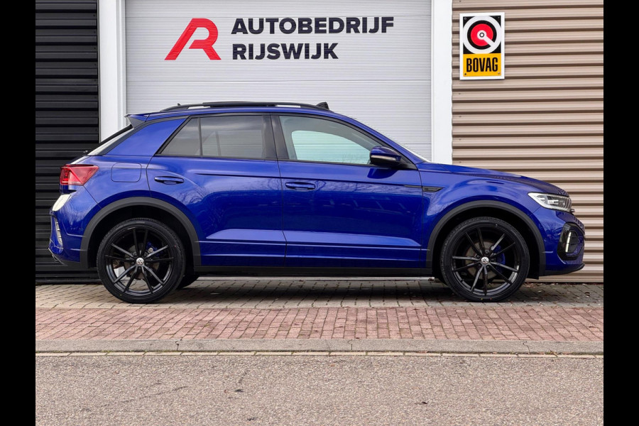 Volkswagen T-Roc 1.5 TSI 3x R-Line Pano/IQ.Light/Keyless/Camera