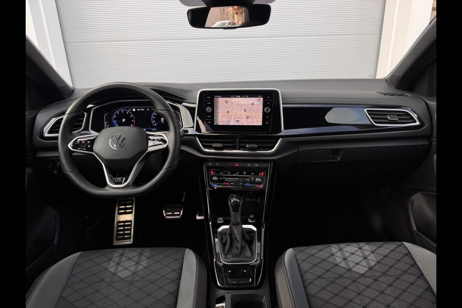 Volkswagen T-Roc 1.5 TSI 3x R-Line Pano/IQ.Light/Keyless/Camera