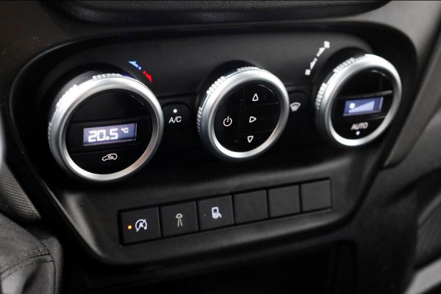 Iveco Daily 35S16 160pk HiMatic Automaat Bakwagen met laadklep en zijdeur 10-2022