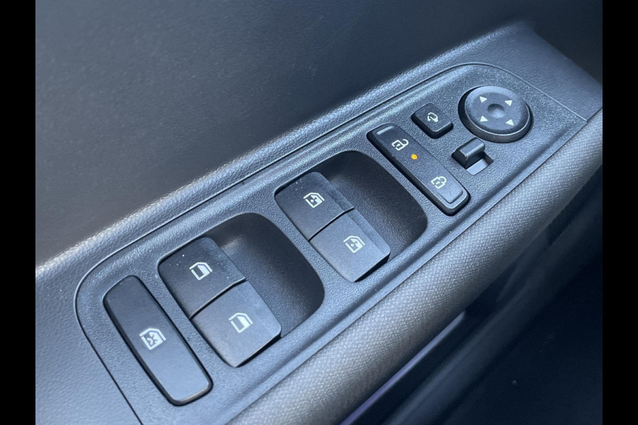 Hyundai Inster Evolve 49 kWh VAN €30.610 VOOR €27.110