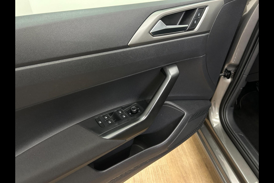 Volkswagen Polo Occasion 1.0 TSI Comfortline | Grijs | Tweedehands Volkswagen polo | Cruisecontrol | Airco | Carplay audio