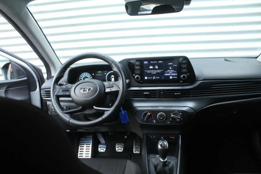 Hyundai Bayon 1.0 T-GDI 101pk MHEV Comfort NL-Auto NAP Airco Cruise Carplay Camera Dig. Cockpit 16"LMV Trekhaak 1110kg