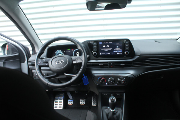 Hyundai Bayon 1.0 T-GDI 101pk MHEV Comfort NL-Auto NAP Airco Cruise Carplay Camera Dig. Cockpit 16"LMV Trekhaak 1110kg