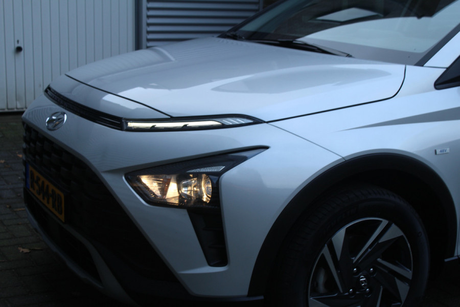 Hyundai Bayon 1.0 T-GDI 101pk MHEV Comfort NL-Auto NAP Airco Cruise Carplay Camera Dig. Cockpit 16"LMV Trekhaak 1110kg