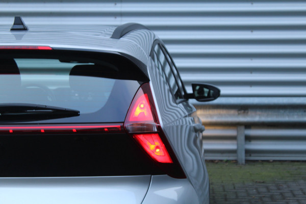 Hyundai Bayon 1.0 T-GDI 101pk MHEV Comfort NL-Auto NAP Airco Cruise Carplay Camera Dig. Cockpit 16"LMV Trekhaak 1110kg