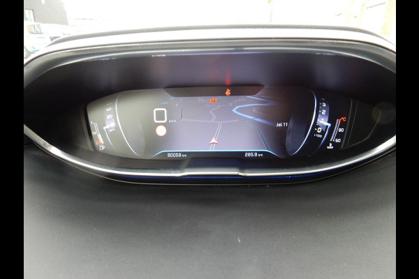 Peugeot 3008 1.2 PURE TECH ALLURE*1/2 LEDER*PANODAK*NAVI*CAMERA*