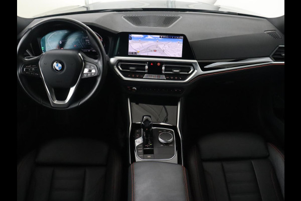 BMW 3 Serie 318i High Executive | Sport Line | Leder | Stoelverwarming | Camera | Sportstoelen | Carplay | Sfeerverlichting | Live Cockpit | Navigatie | Full LED | Climate control | Park Assist | Cruise control