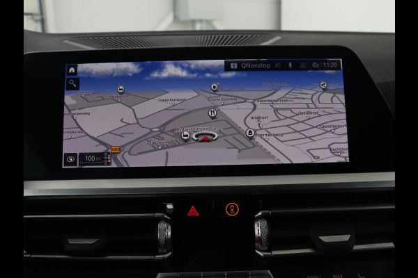 BMW 3 Serie 318i High Executive | Sport Line | Leder | Stoelverwarming | Camera | Sportstoelen | Carplay | Sfeerverlichting | Live Cockpit | Navigatie | Full LED | Climate control | Park Assist | Cruise control