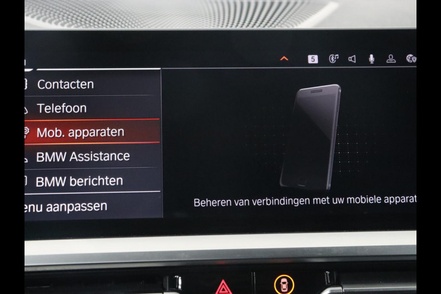 BMW 3 Serie 318i High Executive | Sport Line | Leder | Stoelverwarming | Camera | Sportstoelen | Carplay | Sfeerverlichting | Live Cockpit | Navigatie | Full LED | Climate control | Park Assist | Cruise control