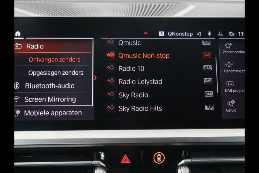 BMW 3 Serie 318i High Executive | Sport Line | Leder | Stoelverwarming | Camera | Sportstoelen | Carplay | Sfeerverlichting | Live Cockpit | Navigatie | Full LED | Climate control | Park Assist | Cruise control