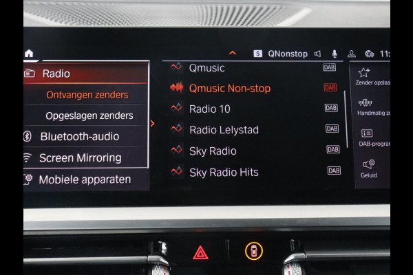 BMW 3 Serie 318i High Executive | Sport Line | Leder | Stoelverwarming | Camera | Sportstoelen | Carplay | Sfeerverlichting | Live Cockpit | Navigatie | Full LED | Climate control | Park Assist | Cruise control