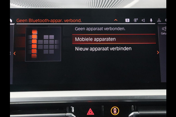 BMW 3 Serie 318i High Executive | Sport Line | Leder | Stoelverwarming | Camera | Sportstoelen | Carplay | Sfeerverlichting | Live Cockpit | Navigatie | Full LED | Climate control | Park Assist | Cruise control