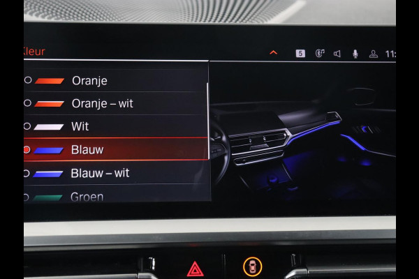 BMW 3 Serie 318i High Executive | Sport Line | Leder | Stoelverwarming | Camera | Sportstoelen | Carplay | Sfeerverlichting | Live Cockpit | Navigatie | Full LED | Climate control | Park Assist | Cruise control