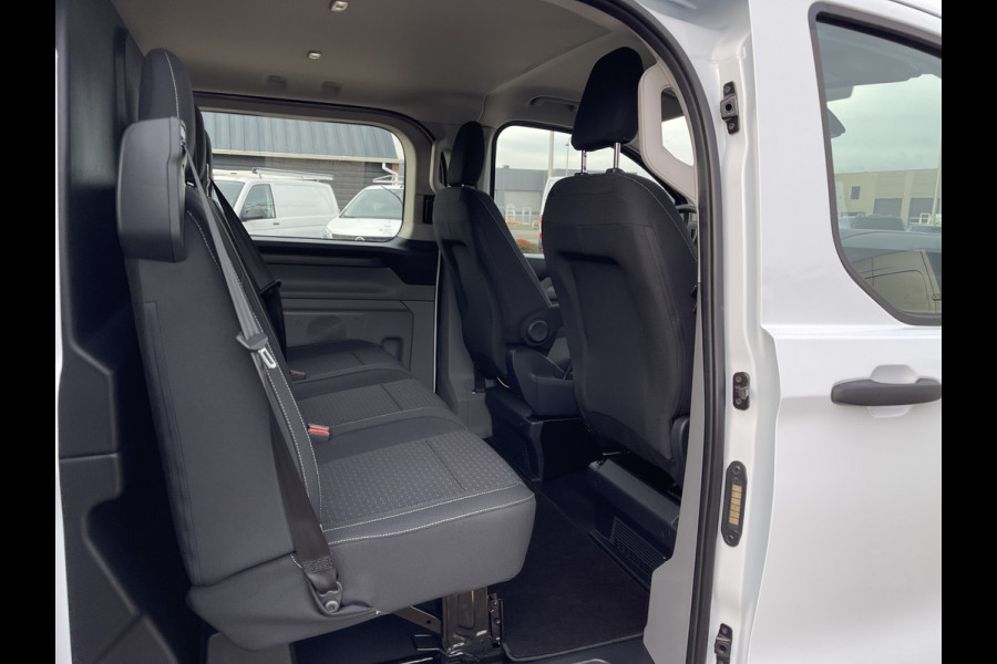 Ford Transit Custom 320 2.0 TDCI L2H1 Trend DC / NIEUW / BPM vrij / 5 persoons / direct leverbaar ! / originele Ford affabriek dubbel cabine / omvormer / dubbele schuifdeur