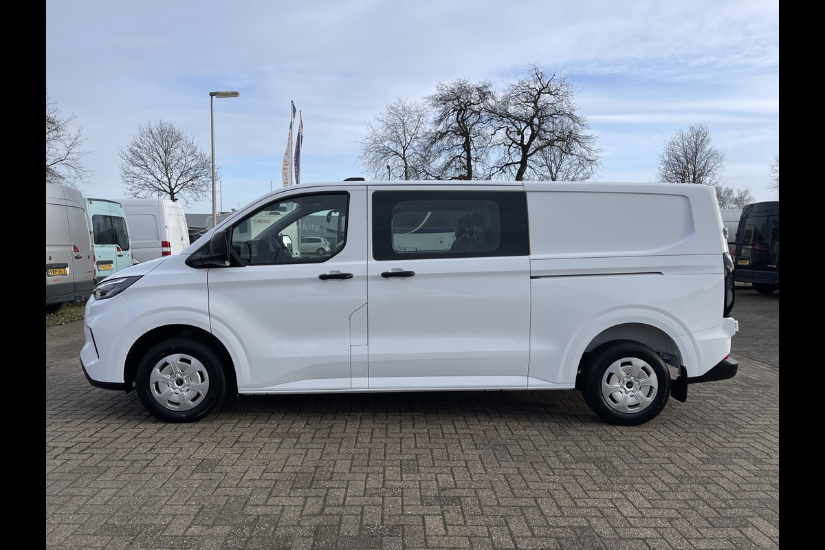 Ford Transit Custom 320 2.0 TDCI L2H1 Trend DC / NIEUW / BPM vrij / 5 persoons / direct leverbaar ! / originele Ford affabriek dubbel cabine / omvormer / dubbele schuifdeur