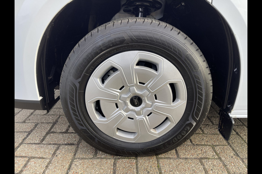 Ford Transit Custom 320 2.0 TDCI L2H1 Trend DC / NIEUW / BPM vrij / 5 persoons / direct leverbaar ! / originele Ford affabriek dubbel cabine / omvormer / dubbele schuifdeur