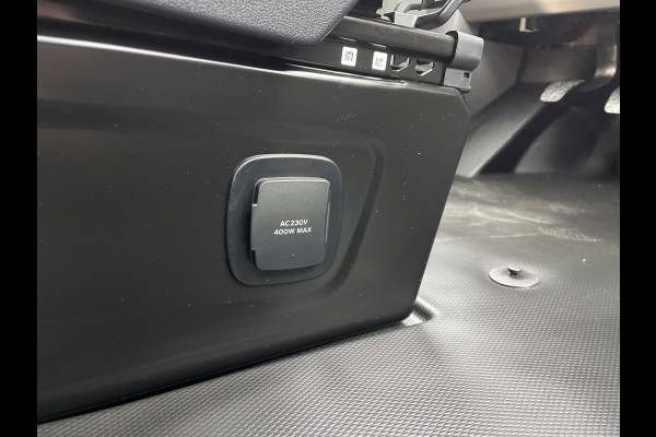 Ford Transit Custom 320 2.0 TDCI L2H1 Trend DC / NIEUW / BPM vrij / 5 persoons / direct leverbaar ! / originele Ford affabriek dubbel cabine / omvormer / dubbele schuifdeur