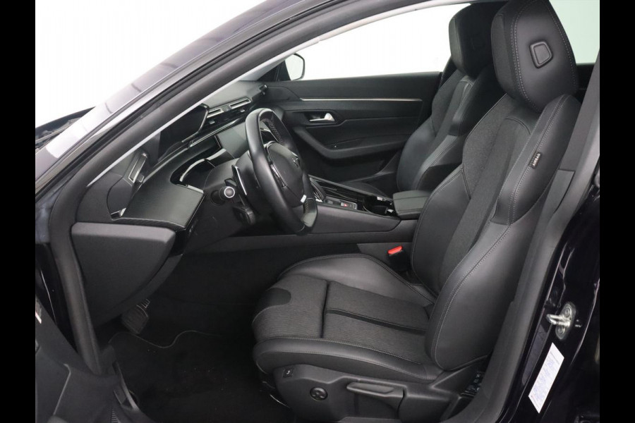 Peugeot 508 1.6 HYbrid 225 Allure | Stoelverwarming | Trekhaak | Adaptive cruise | Camera | Carplay | Half leder | Keyless | Full LED | Climate control | Sfeerverlichting | PHEV | Plug In