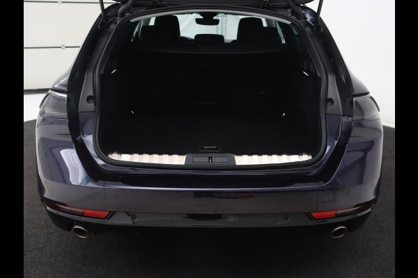 Peugeot 508 1.6 HYbrid 225 Allure | Stoelverwarming | Trekhaak | Adaptive cruise | Camera | Carplay | Half leder | Keyless | Full LED | Climate control | Sfeerverlichting | PHEV | Plug In