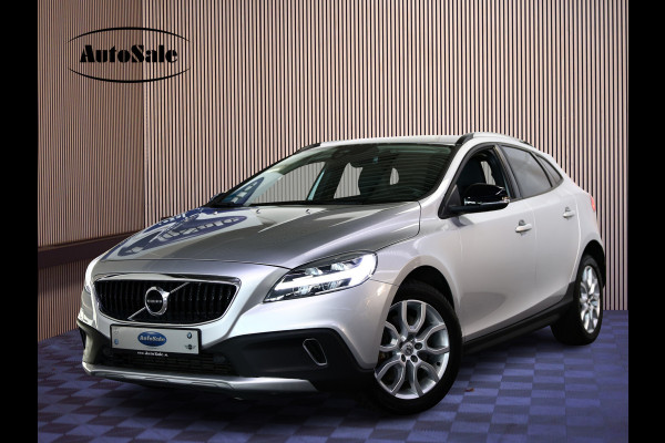 Volvo V40 Cross Country 1.5 T3 Momentum 52000 km ! AUTOMAAT NAV CAMERA '17