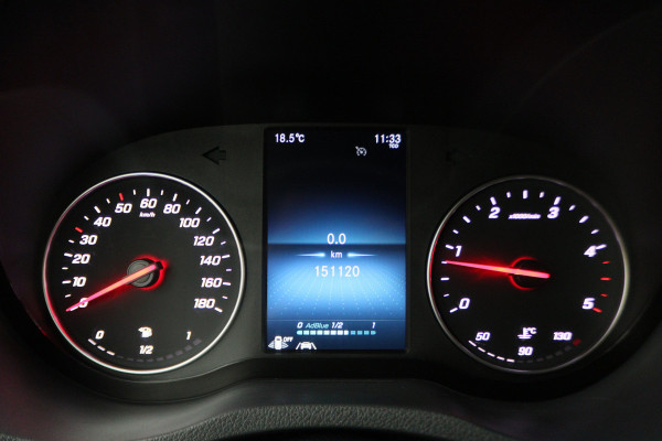 Mercedes-Benz Sprinter 317 CDI L2H2 Airco, Cruise, Chauffeursstoel, Camera, Rijstrooksensor, Trekhaak, DAB