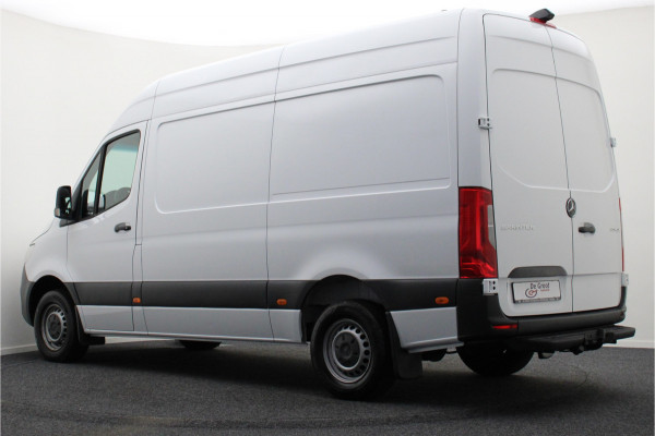 Mercedes-Benz Sprinter 317 CDI L2H2 Airco, Cruise, Chauffeursstoel, Camera, Rijstrooksensor, Trekhaak, DAB