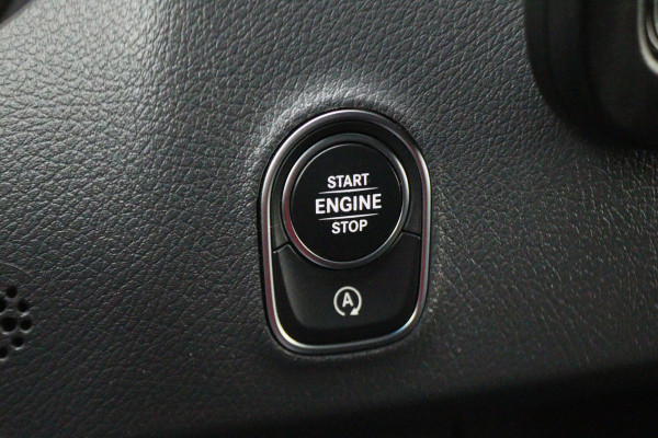 Mercedes-Benz Sprinter 317 CDI L2H2 Airco, Cruise, Chauffeursstoel, Camera, Rijstrooksensor, Trekhaak, DAB