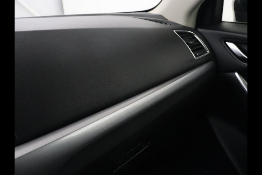 Mazda CX-5 2.0 SkyActiv-G 160 4WD | Automaat | Stoelverwarming | Camera | Navigatie | Full LED | 19'' | Cruise control | Bluetooth | Climate control | Parkeerhulp