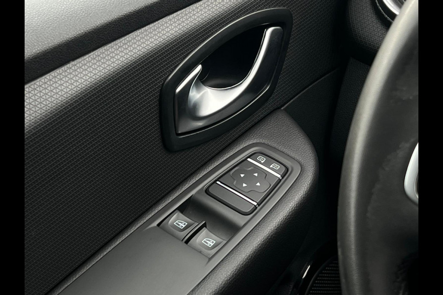 Renault Clio Estate TCe 90 Limited NL AUTO | NAVI | VELGEN |