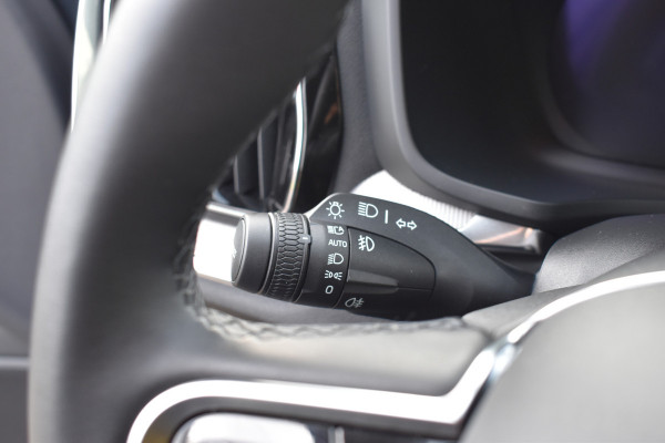 Volvo V60 T6 AWD 350PK Plug-in Hybrid Plus Dark | Trekhaak | H&K | 360 Camera| BLIS | ACC | Leder | Stuurverwarming