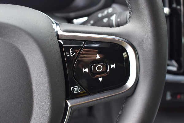 Volvo V60 T6 AWD 350PK Plug-in Hybrid Plus Dark | Trekhaak | H&K | 360 Camera| BLIS | ACC | Leder | Stuurverwarming