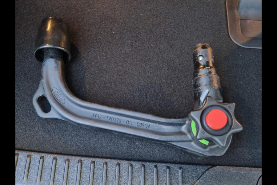 Ford FOCUS Wagon 1.0 EcoBoost Titanium Business | Dealeronderhouden! | 1e Eig | Trekhaak | AGR Stoelen | Full LED | Climate Control | Cruise Control |