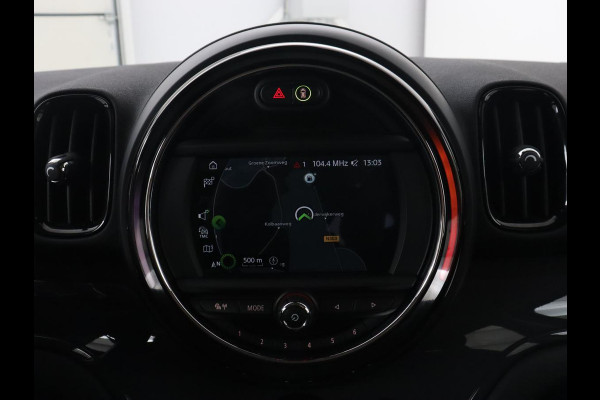 MINI Countryman 1.5 Cooper Chili | Automaat | Full LED | Navigatie | Parkeerhulp | Climate control | 17'' | Bluetooth | Cruise control